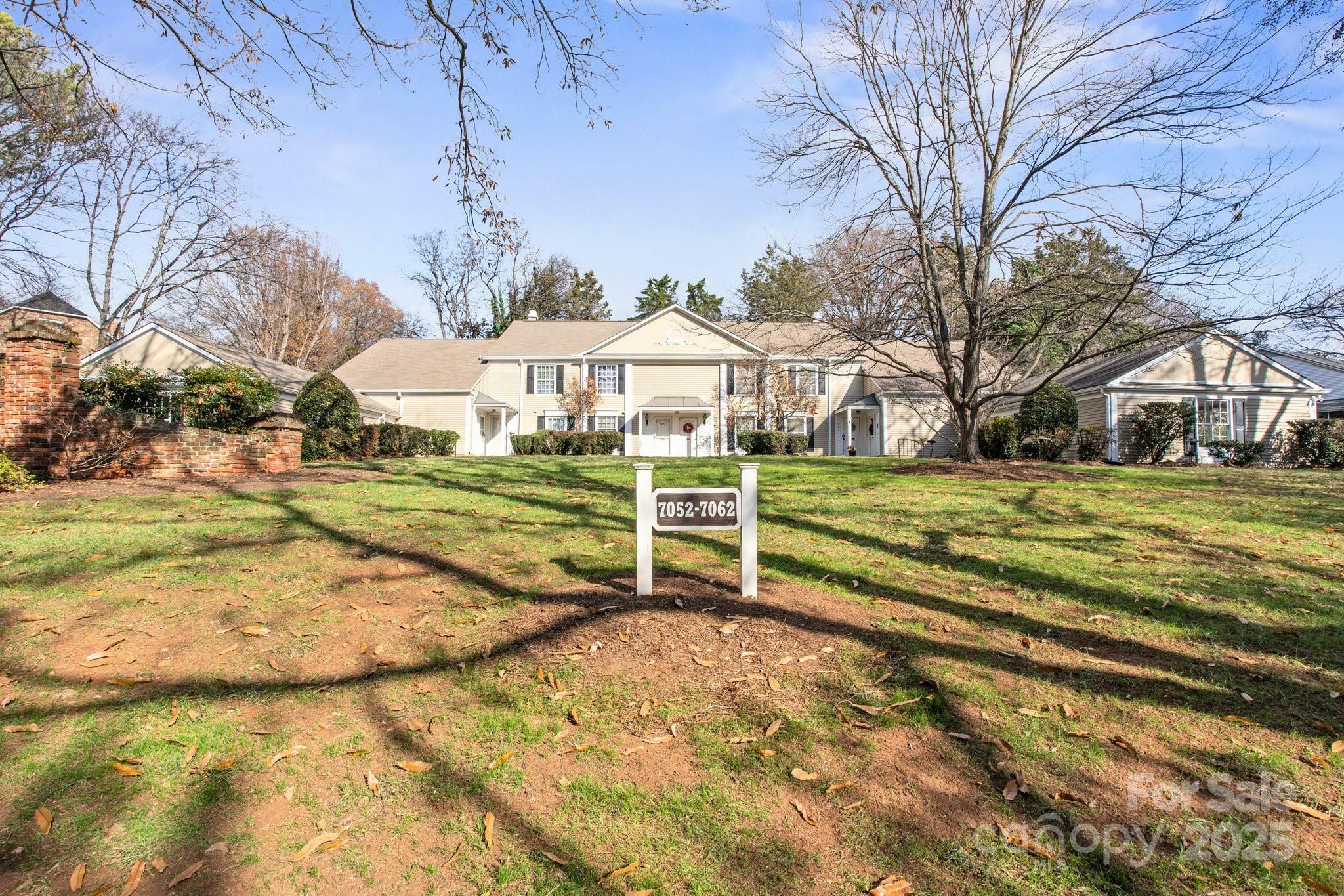 Property Photo:  7062 Quail Hill Road  NC 28210 