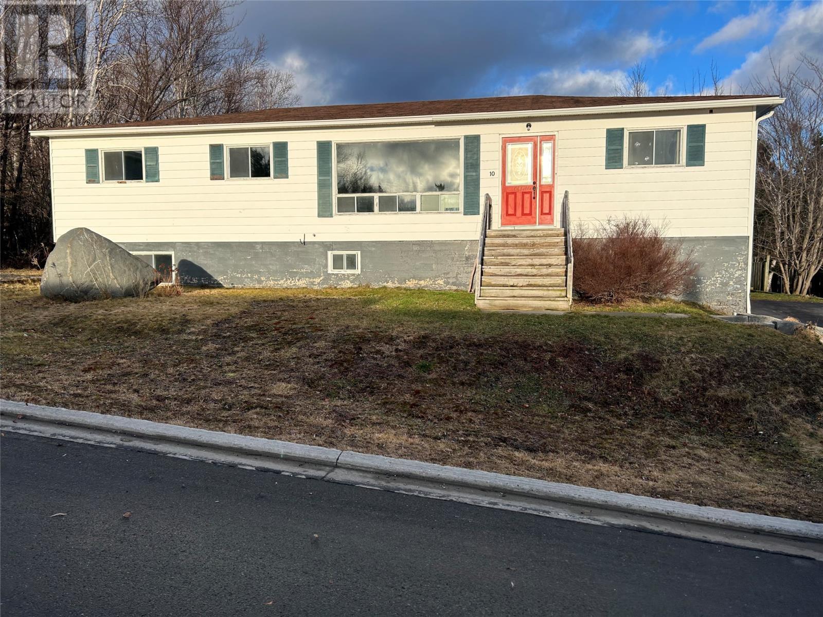 Property Photo: 10 Harbour View Drive NL A0G 3A0