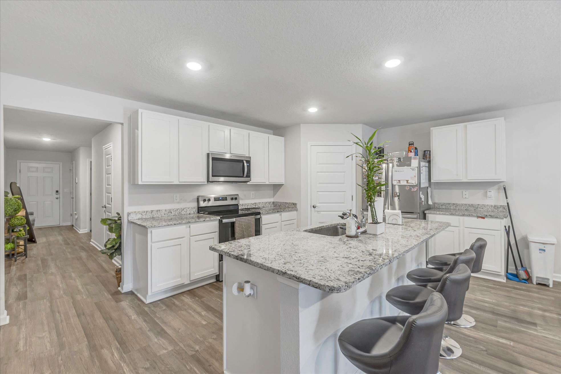 Property Photo: 904 Sandbar Loop FL 32539