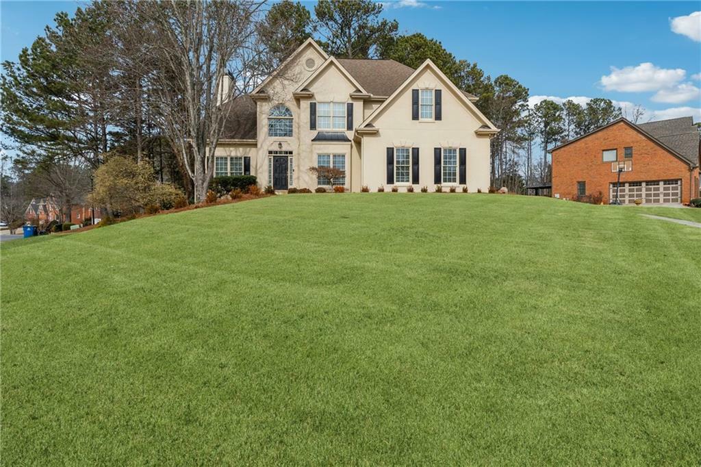 Property Photo:  2035 Walnut Creek Crossing  GA 30005 