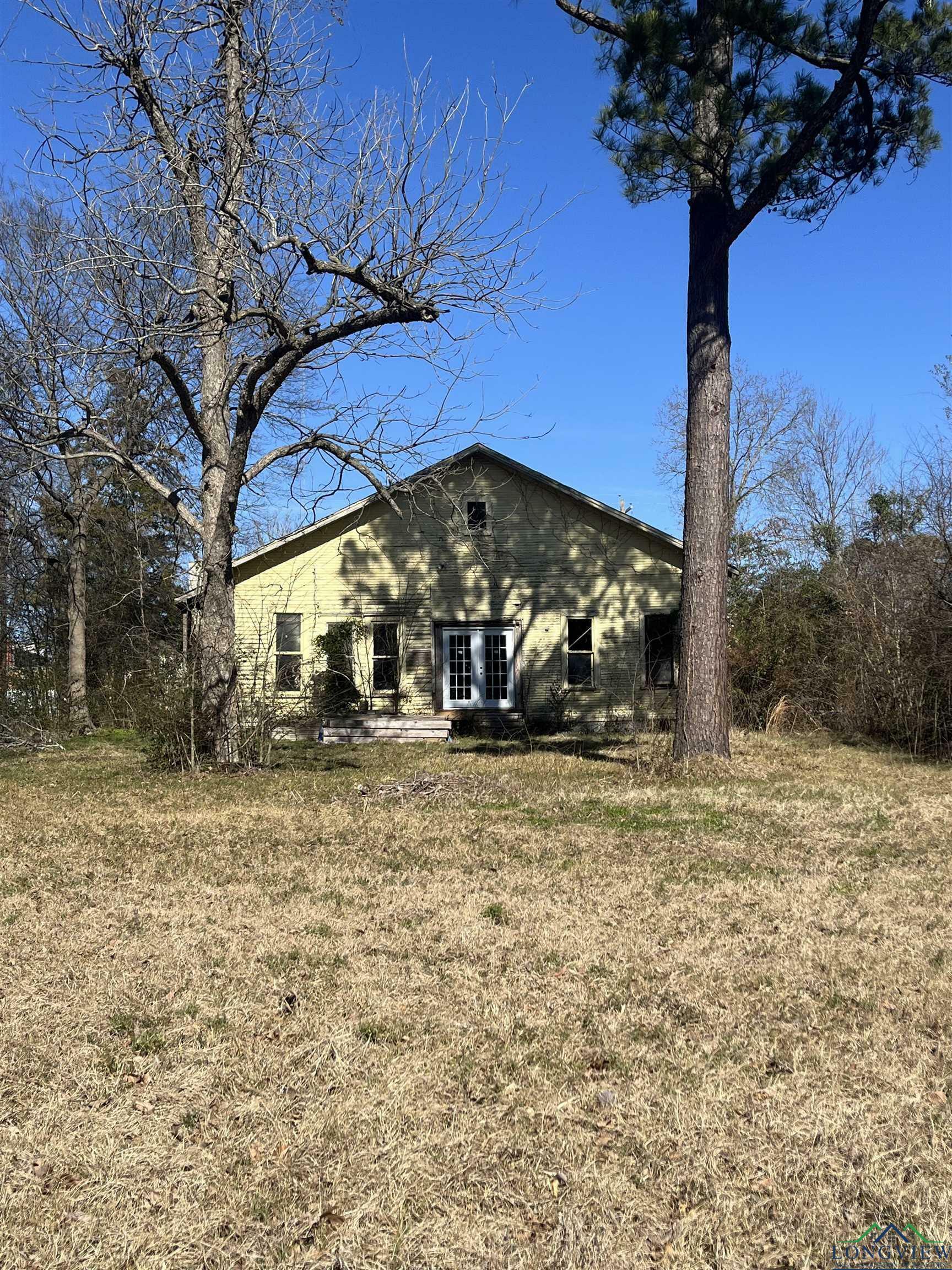 Property Photo:  222 Rush St  TX 75563 