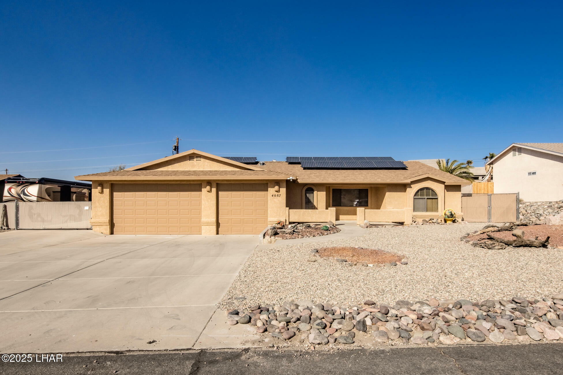 Property Photo:  4087 Carlsbad Dr  AZ 86406 