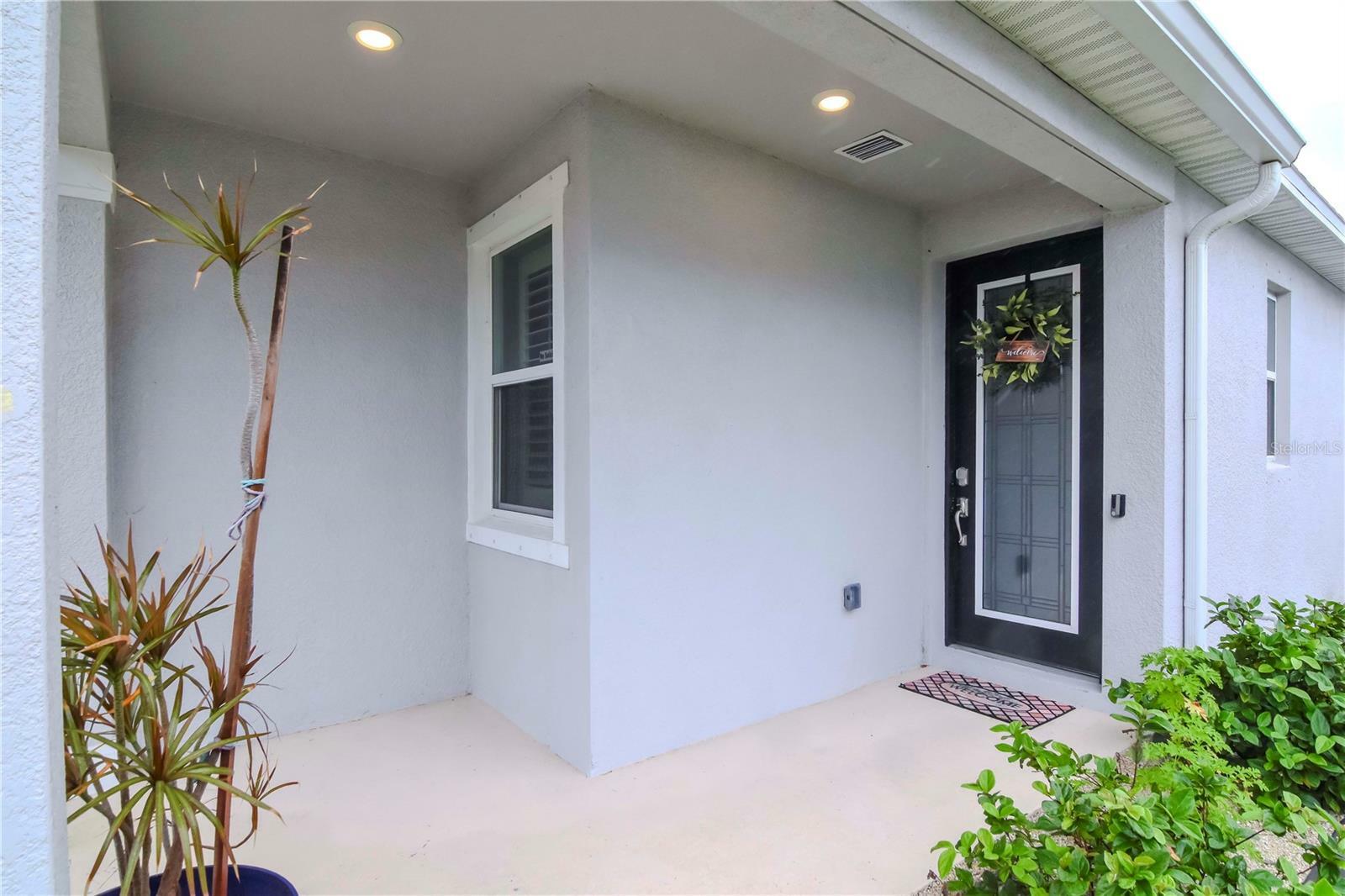 Property Photo:  2564 89th Street Circle E  FL 34221 