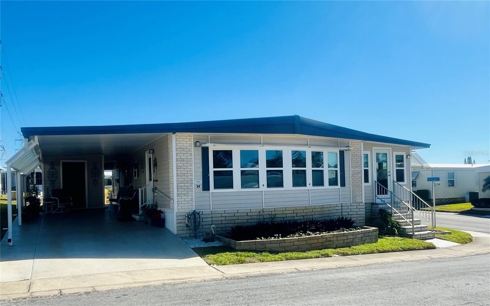 Property Photo:  34 Water Oak Court  FL 34684 