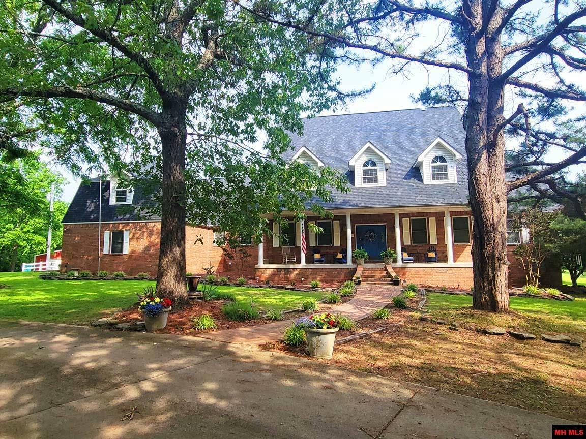 Property Photo: 180 Oak Tree Terrace AR 72653