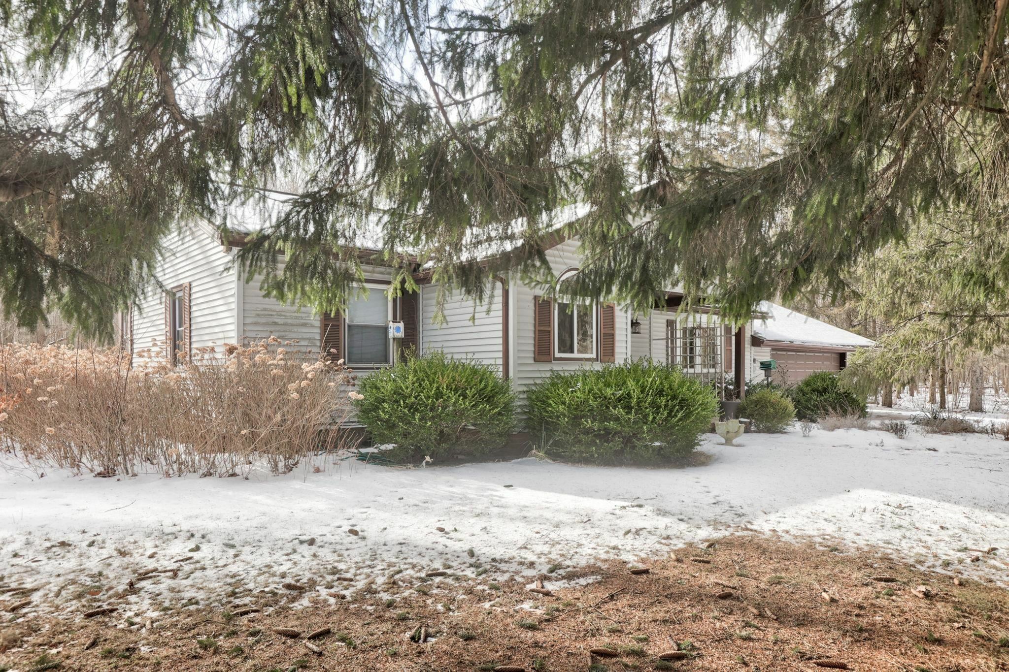 Property Photo:  2638 E Curtis Road  MI 48415 