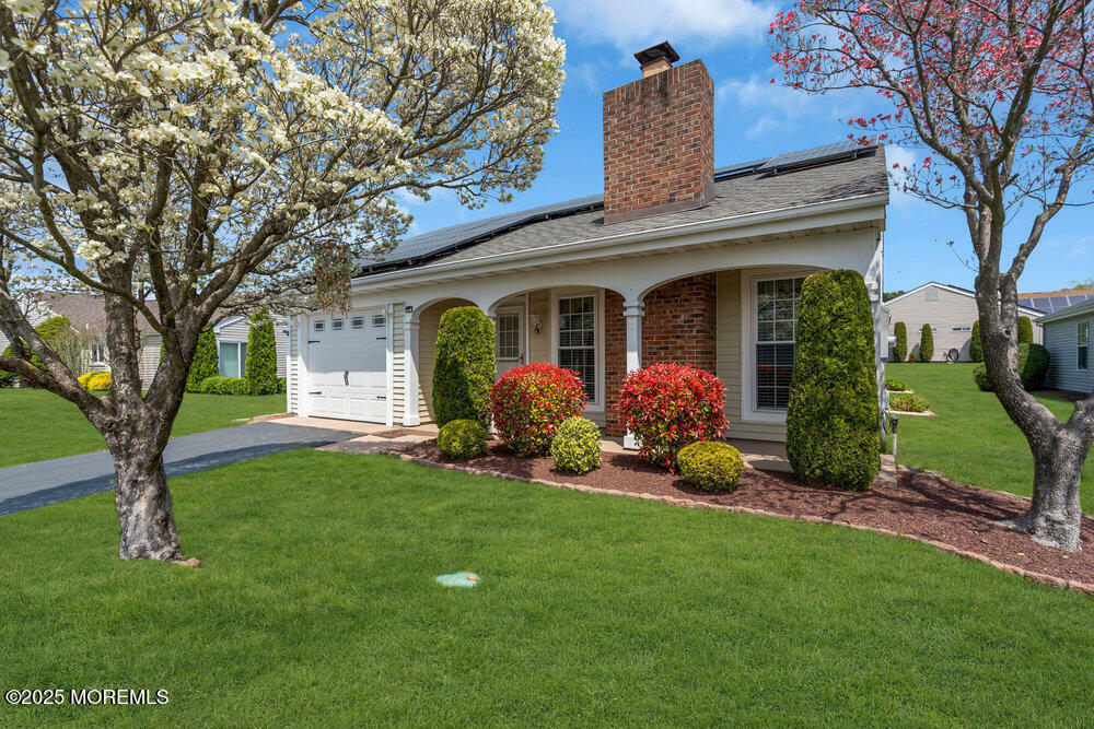 Property Photo: 34 Wycombe Way NJ 08759