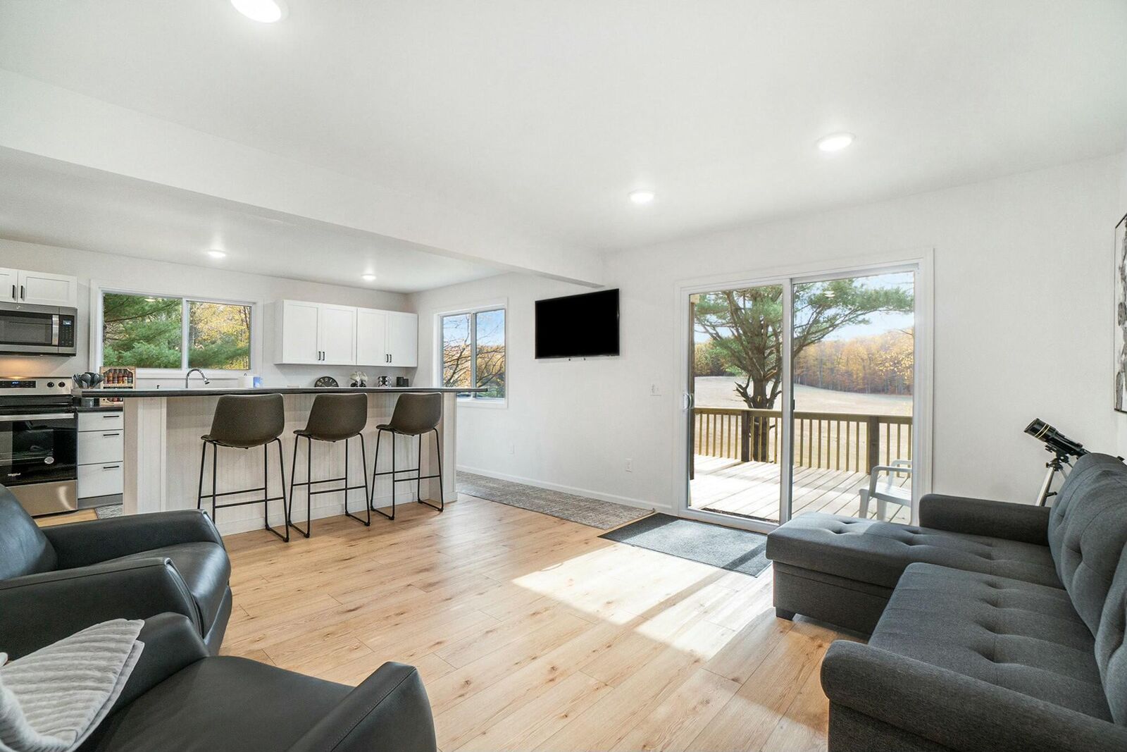Property Photo:  2892 High Street  MI 49614 