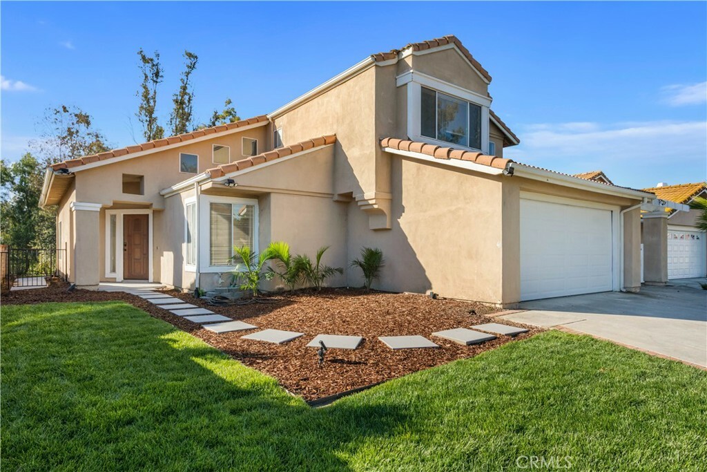 Property Photo:  30594 Colina Verde Street  CA 92592 