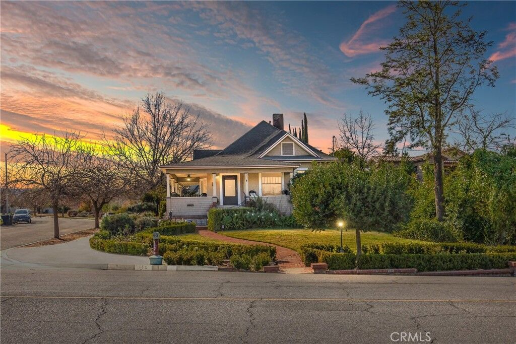 Property Photo: 160 Bellevue Avenue CA 92373
