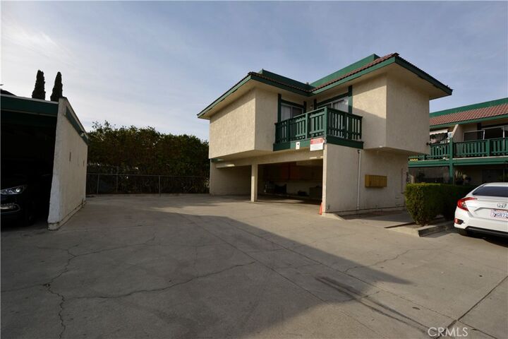 Property Photo:  121 N Pritchard Avenue 7  CA 92833 