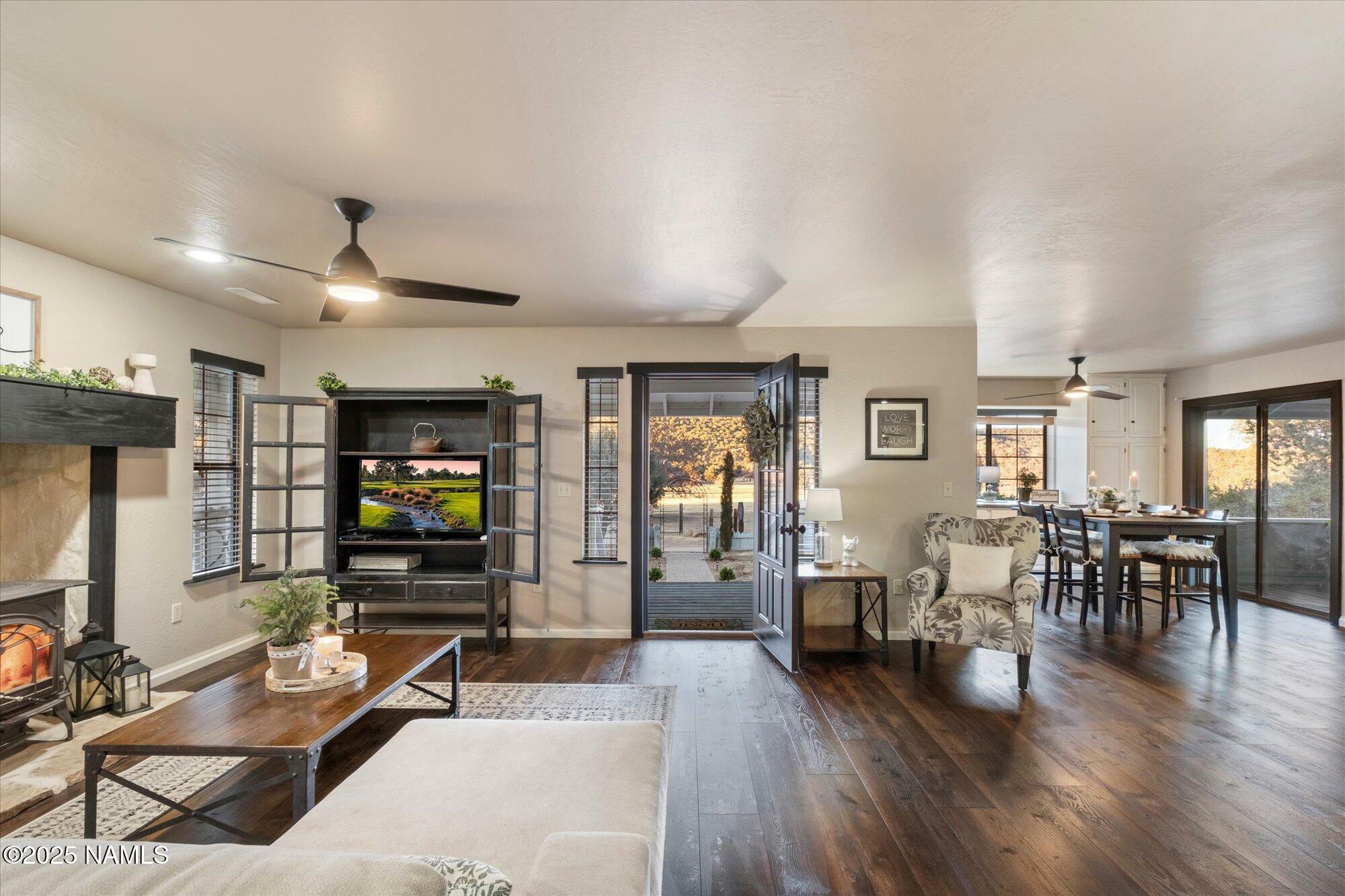 Property Photo: 17441 W Fair Oaks Road AZ 86305