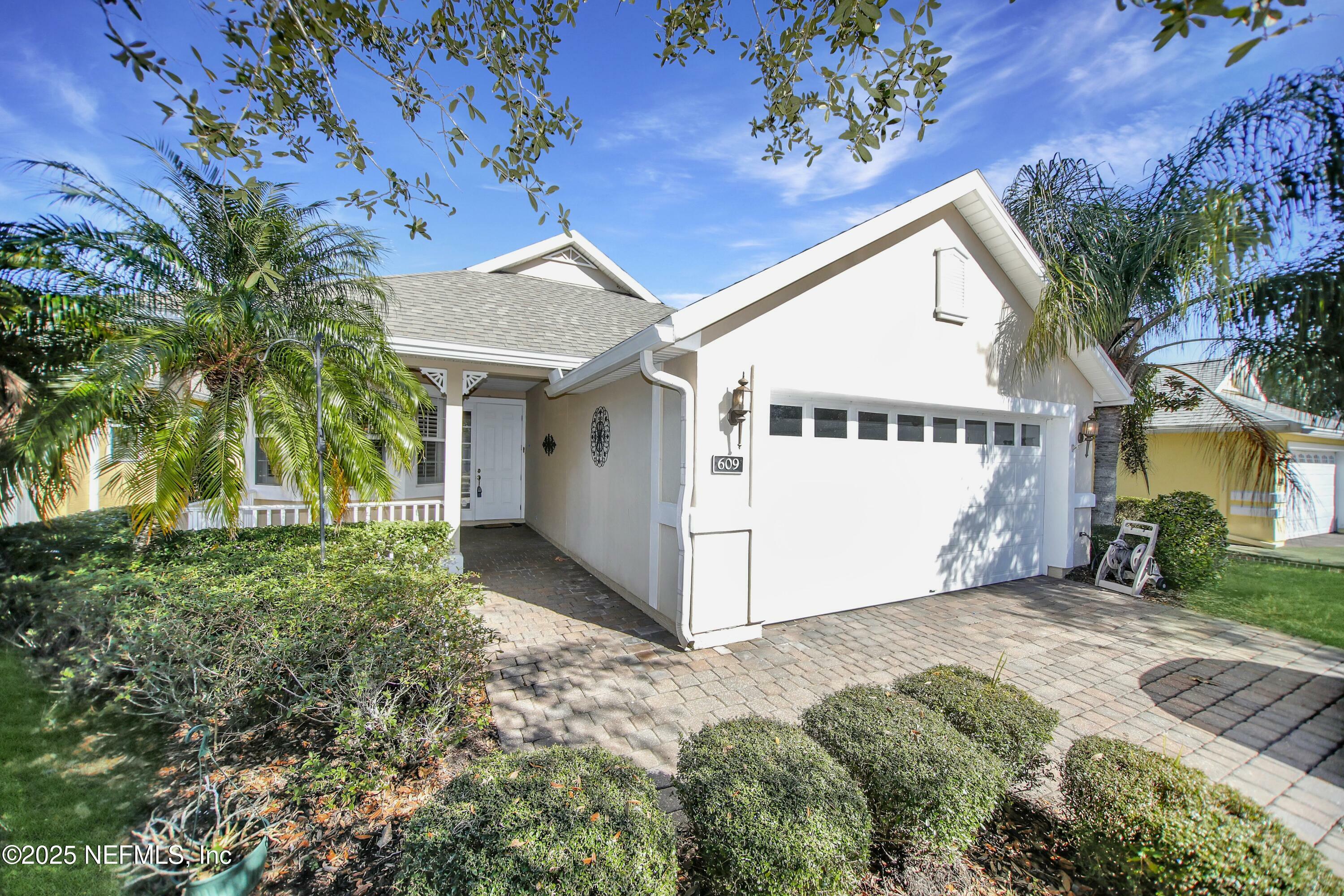 Property Photo: 609 Copperhead Circle FL 32092