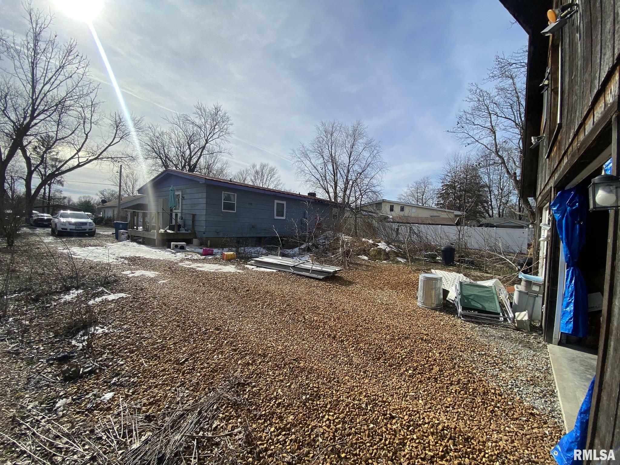 Property Photo:  1111 E Ruth Street  IL 62812 