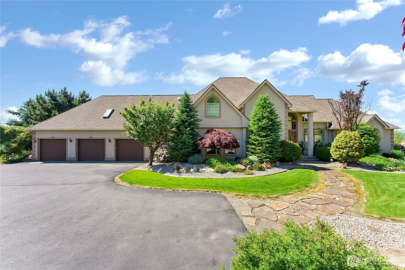 Property Photo: 20915 E Jesse Lane WA 99016