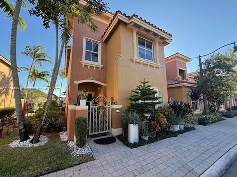 949 SW 143rd Ave  Pembroke Pines FL 33027 photo