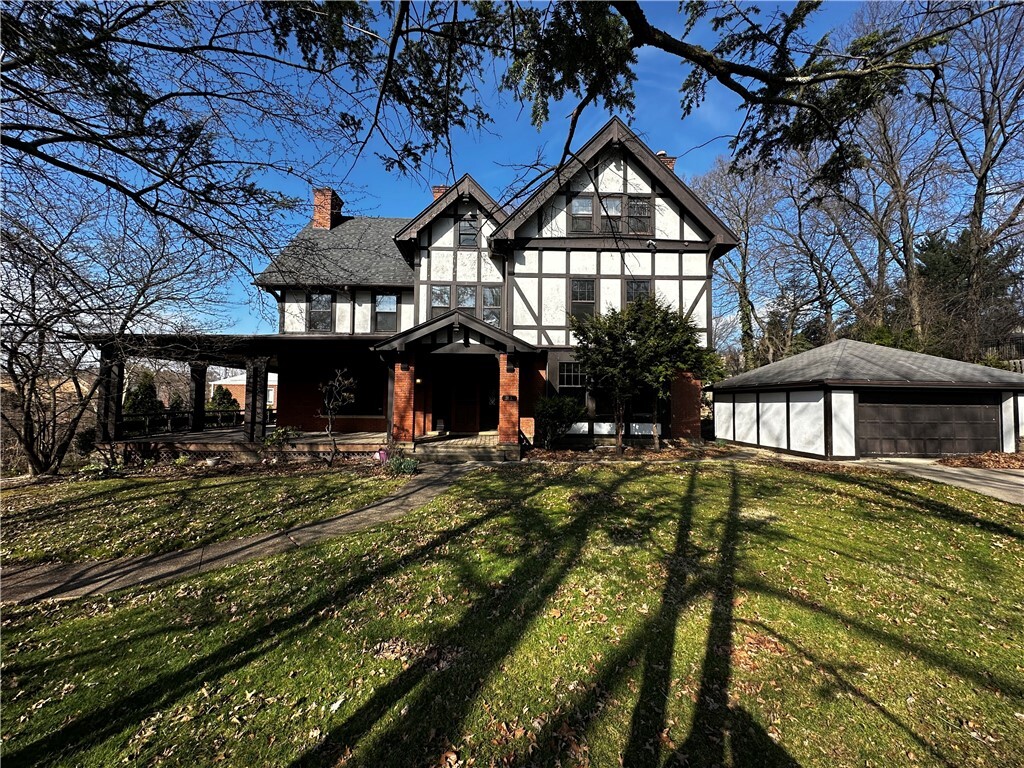 Property Photo: 21 W Woodland PA 15232