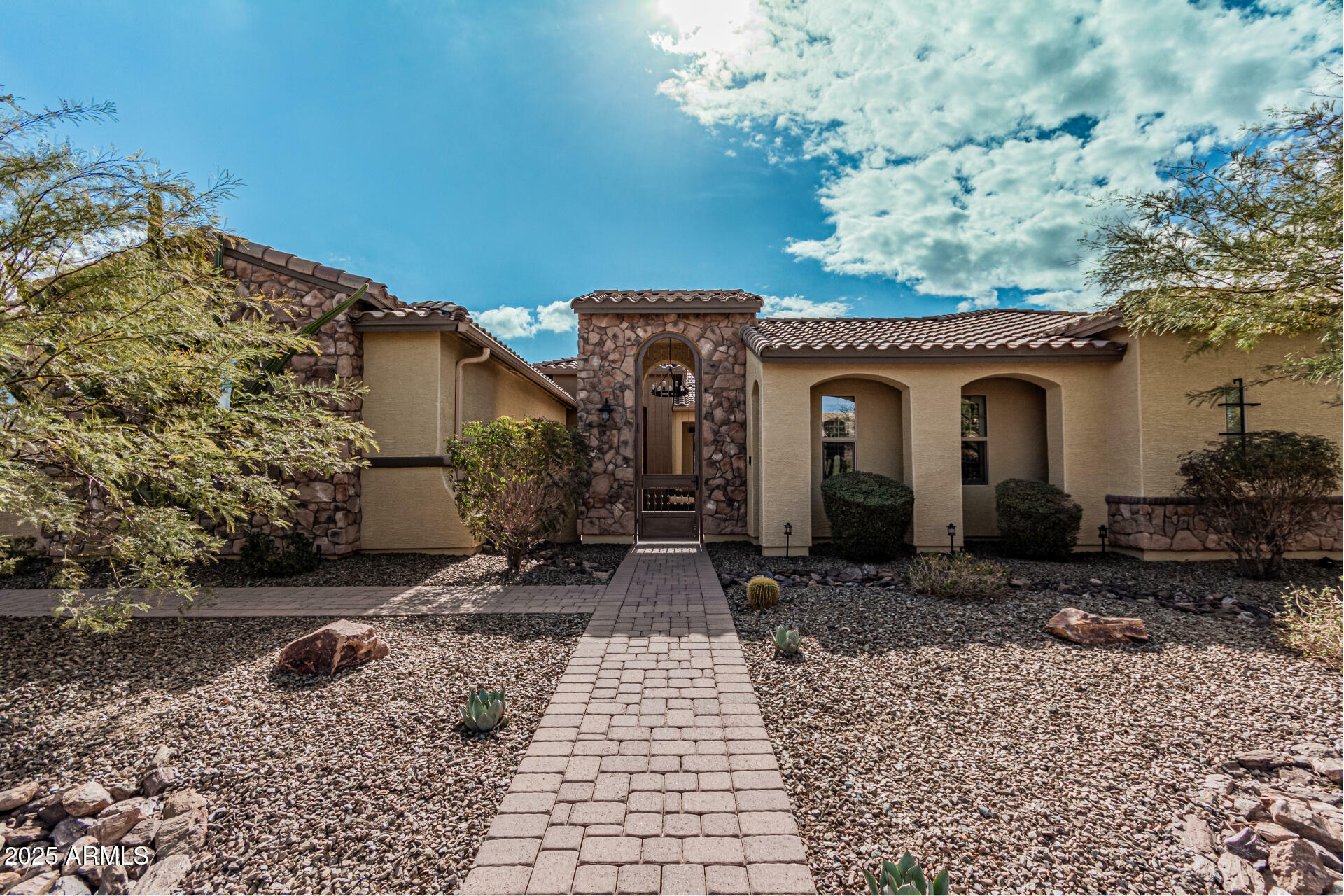 Property Photo:  3633 E Encanto Street  AZ 85205 