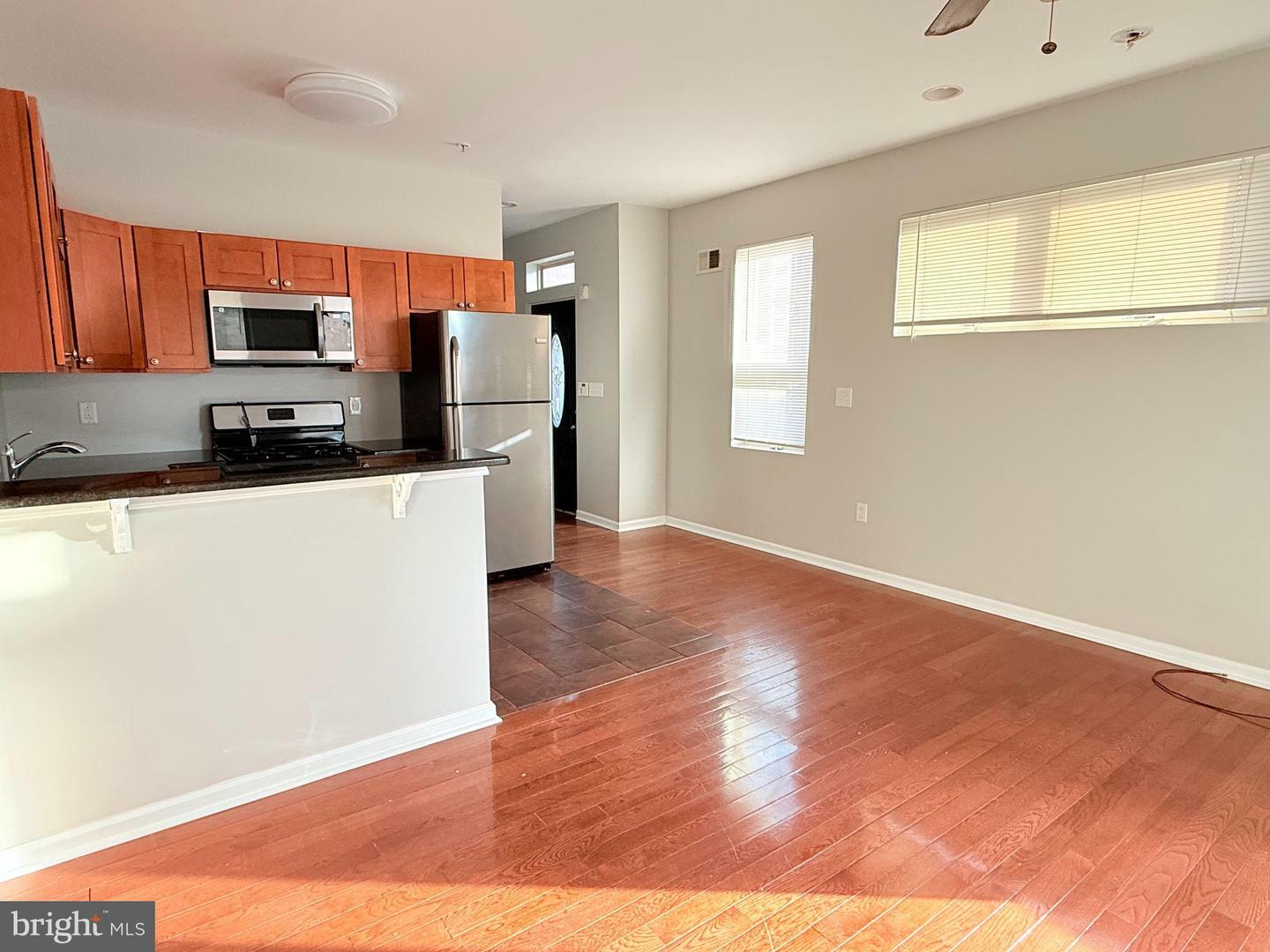 Property Photo:  1800 Reed Street  PA 19146 