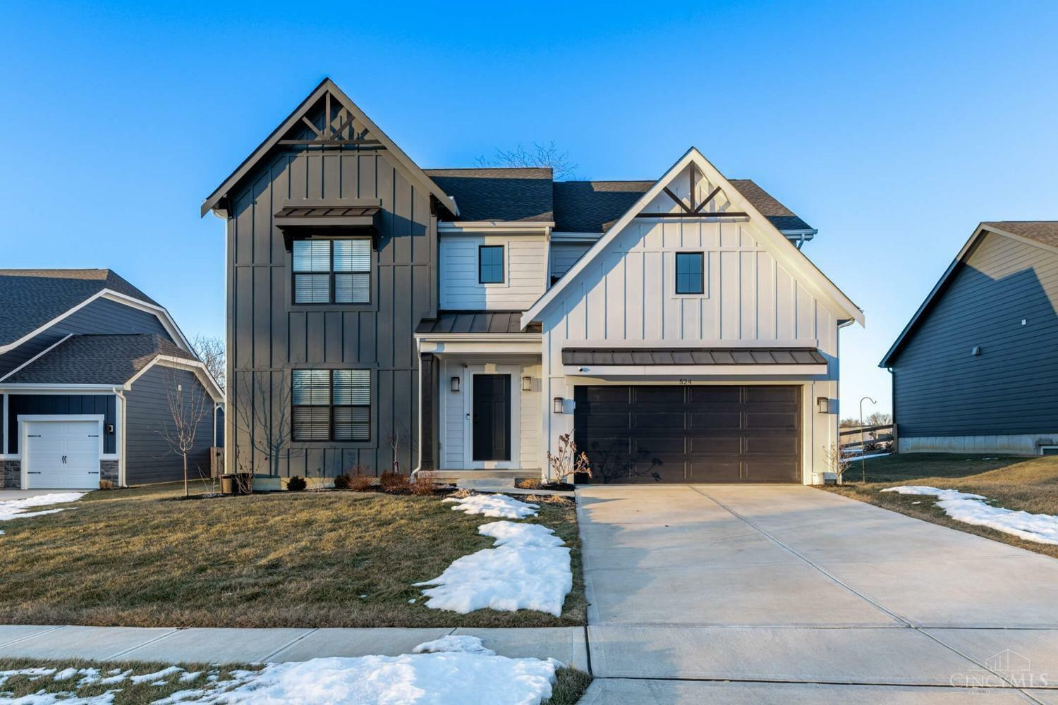 Property Photo: 524 Creekside Lane OH 45036