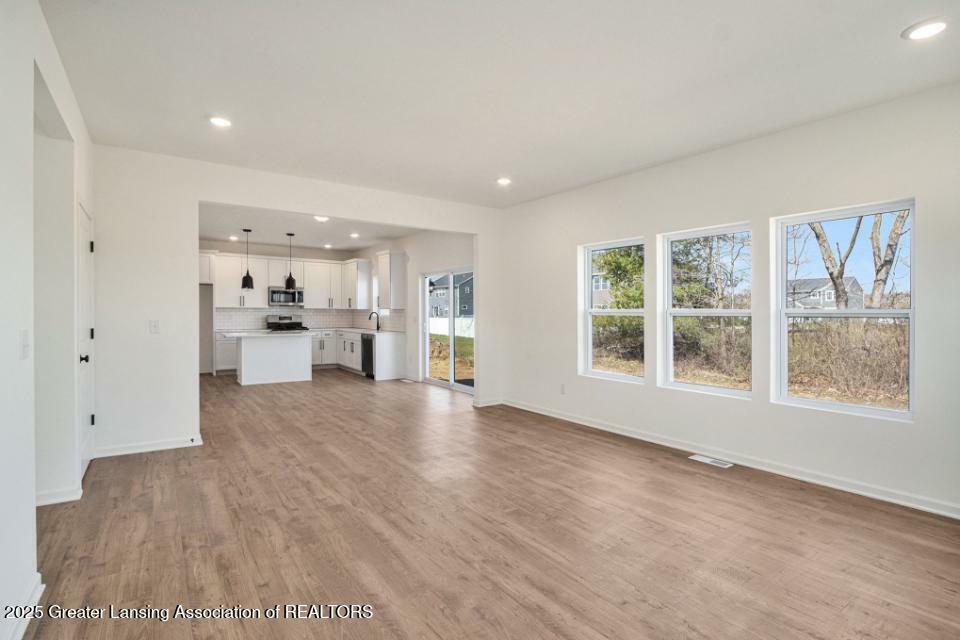 Property Photo: 3215 E Crandell Drive MI 48813