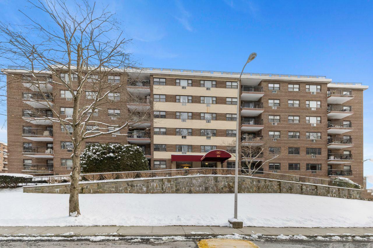 Property Photo:  100 Diplomat Drive 4B  NY 10549 