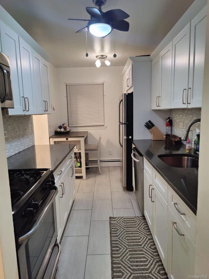Property Photo: 150 Glenwood Avenue G4 NY 10703