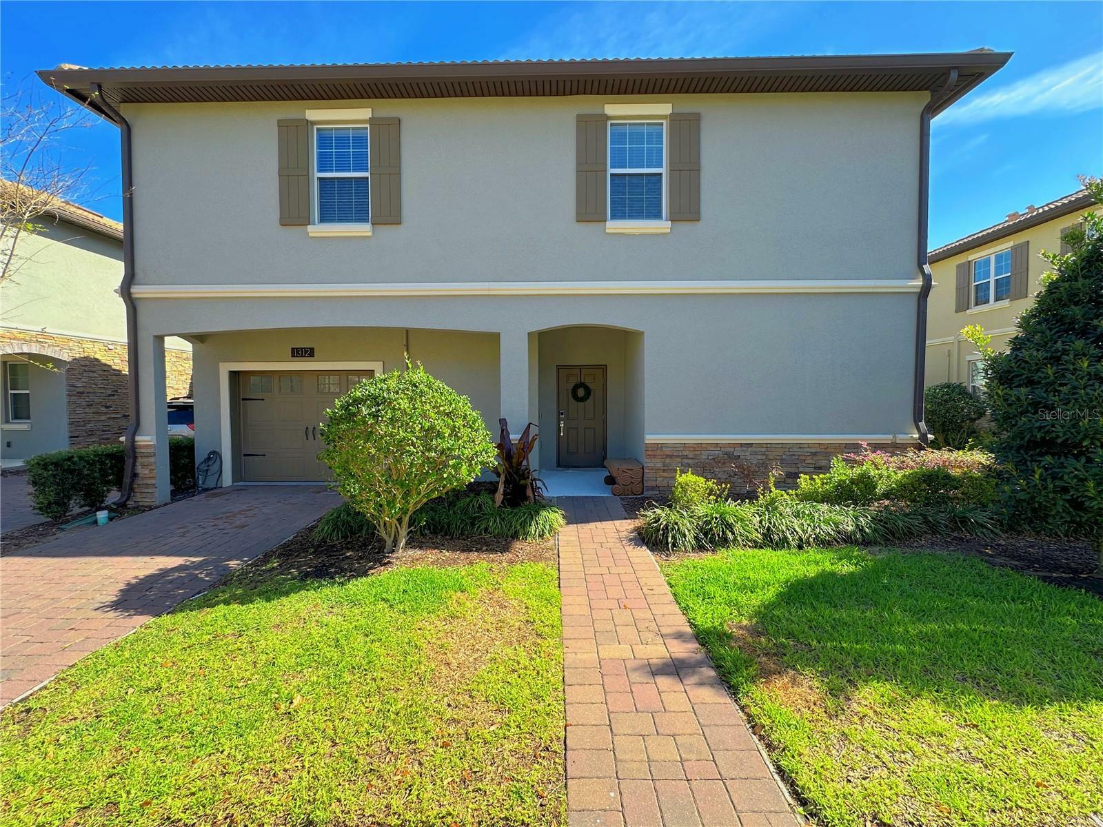 Property Photo:  1312 Shinnecock Hills Drive  FL 33896 