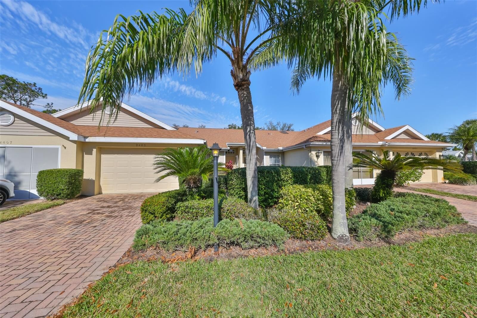 Property Photo: 2405 New Haven Circle FL 33573