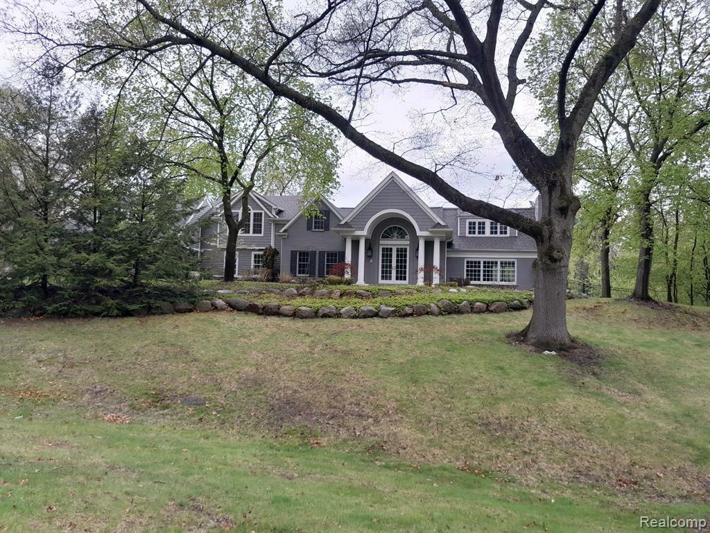 31265 Woodside Drive  Franklin MI 48025 1374 photo