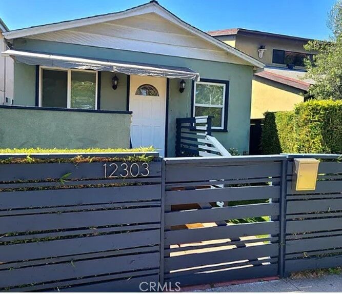 Property Photo:  12303 Culver Boulevard  CA 90066 