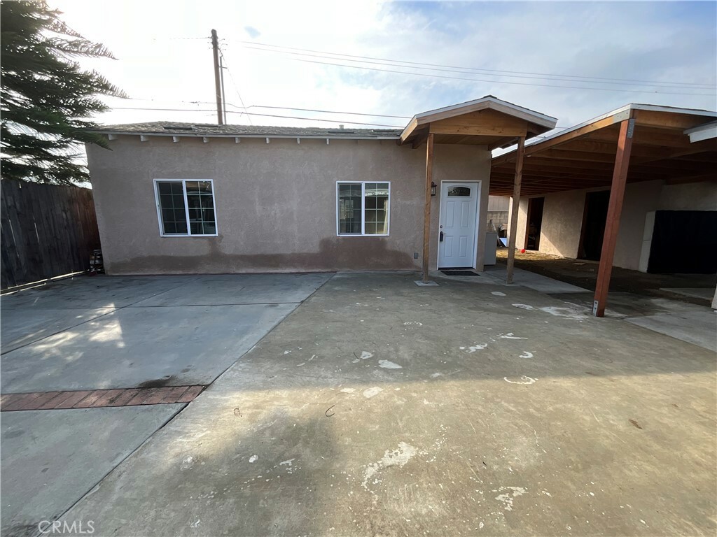 Property Photo:  338 E Mason Street  CA 91702 