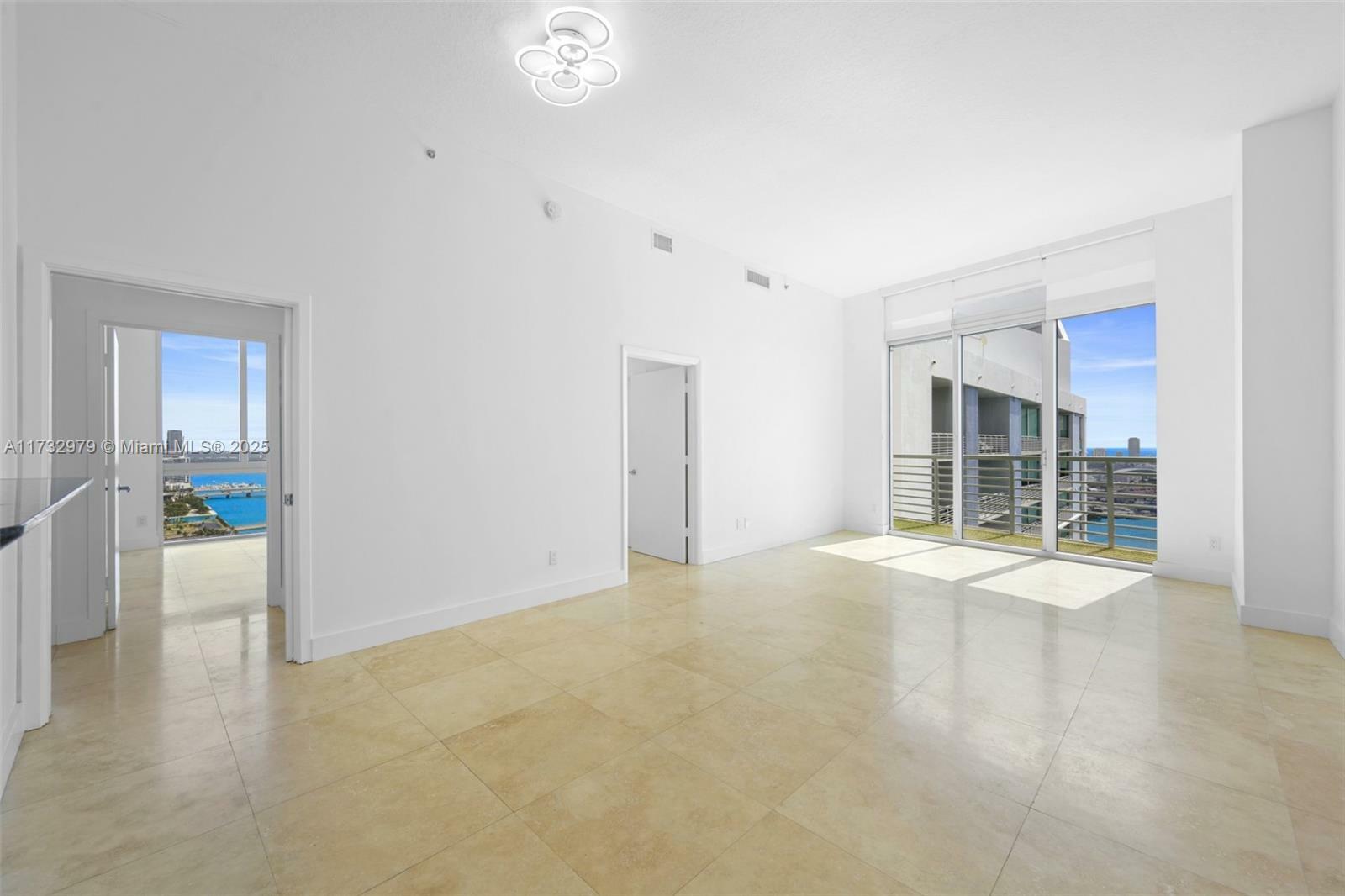 Property Photo:  325 S Biscayne Blvd Lph26  FL 33131 