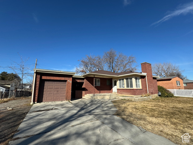 Property Photo: 859 N 100 E UT 84003