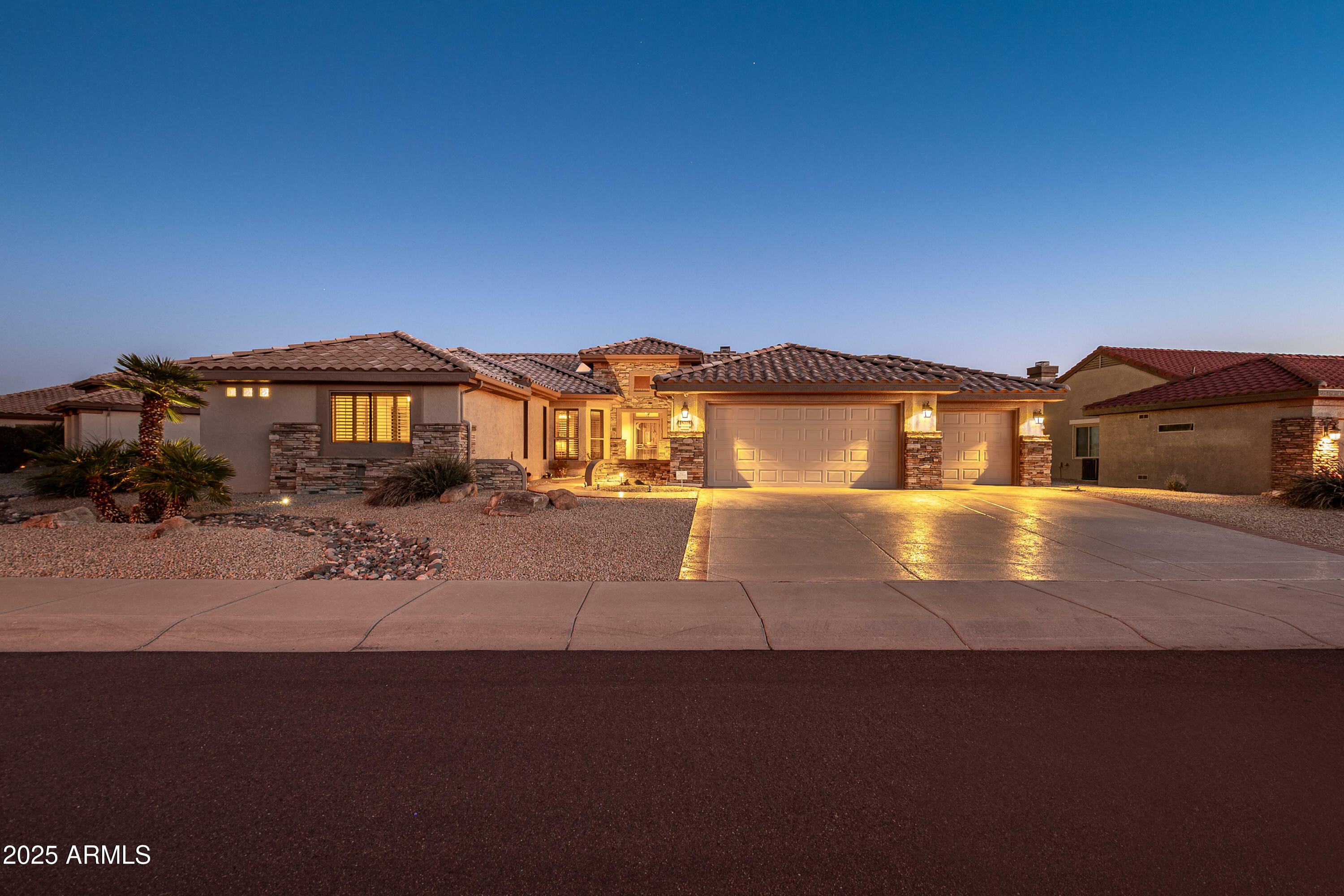 Property Photo:  15725 W Linksview Drive  AZ 85374 