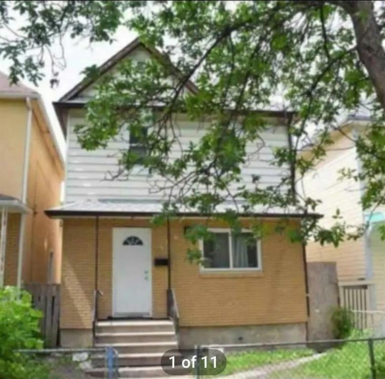 Property Photo:  584 Langside Street  MB R3B 2T7 