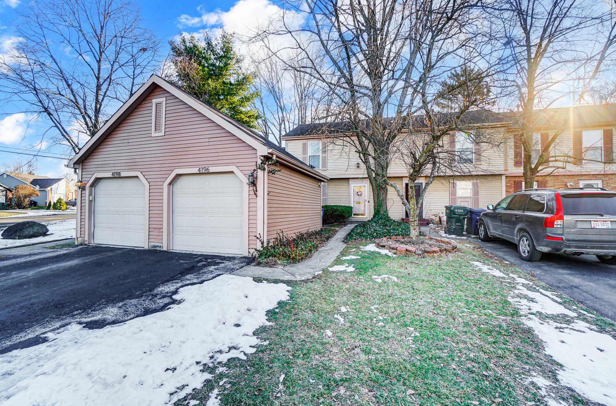 4196 Cherry Orchard Lane  Columbus OH 43230 photo