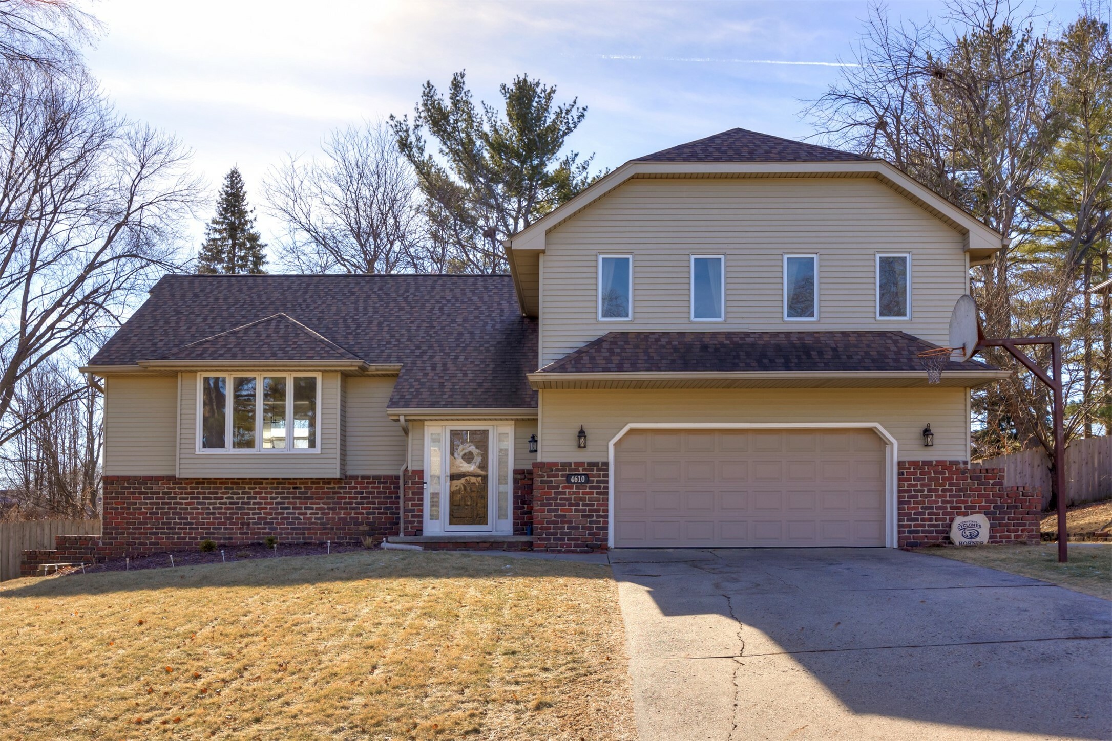 Property Photo:  4610 Western Hills Drive  IA 50265 