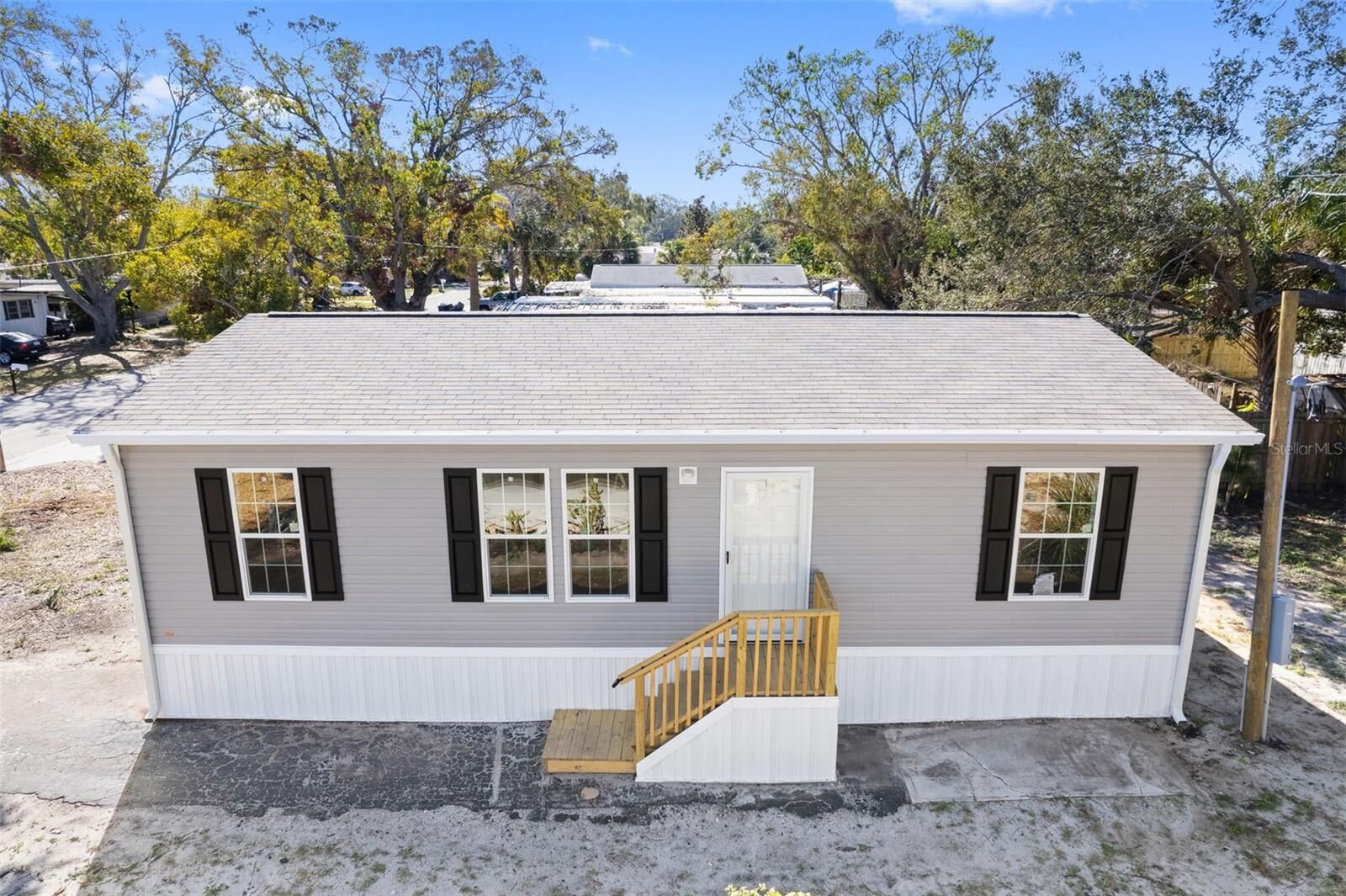 Property Photo: 5234 Yellow Pine Street N FL 33709