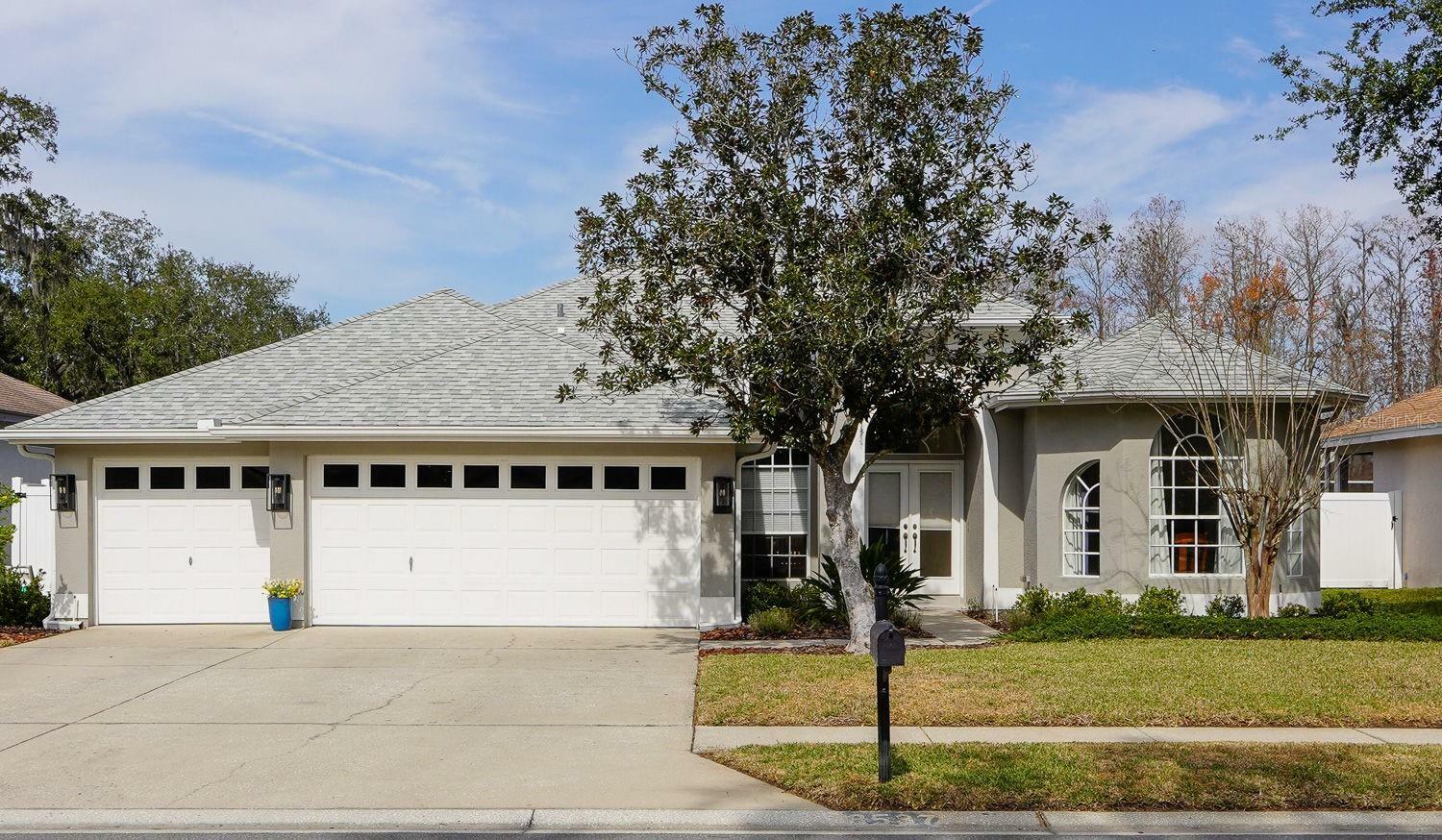 Property Photo:  8537 Orsi Court  FL 34655 