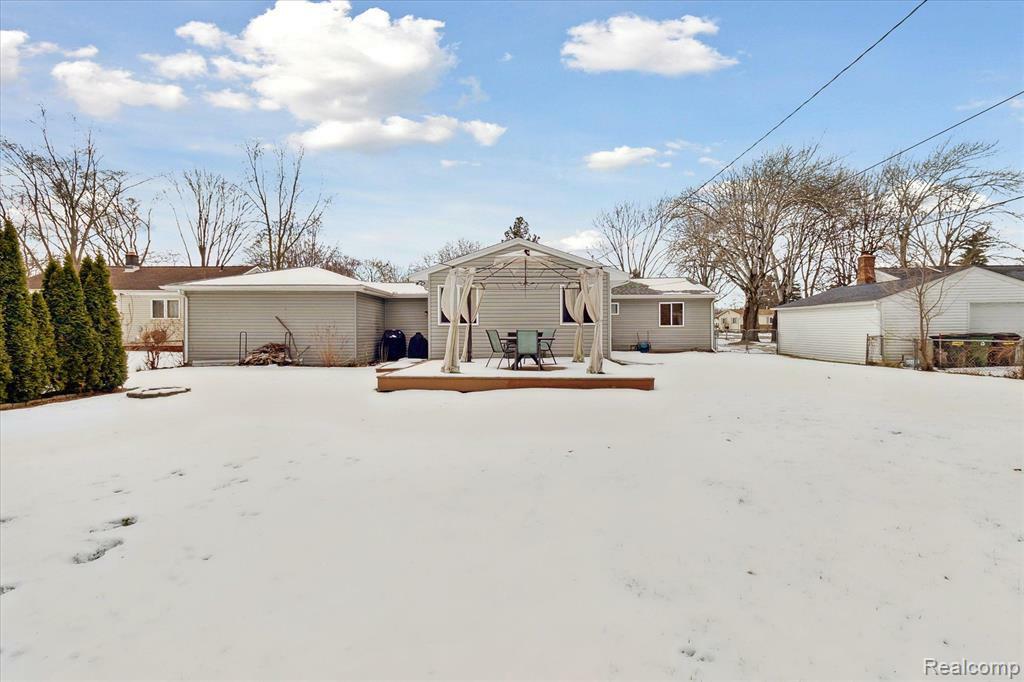 Property Photo:  50770 Gravel Ridge  MI 48317 1128 