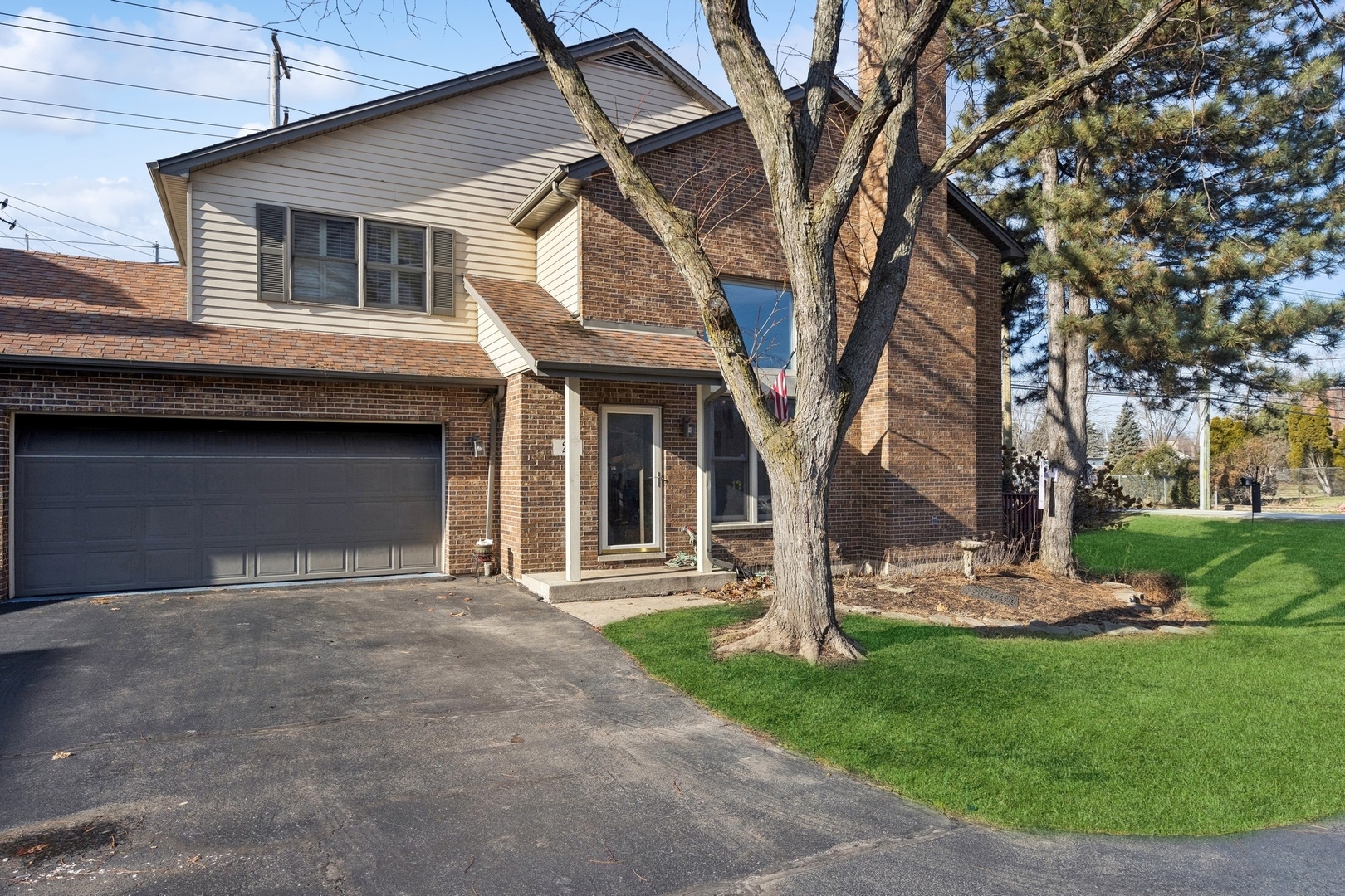 Property Photo:  21 Melrose Avenue  IL 60559 