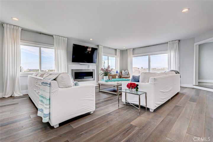 Property Photo:  617 19th Street  CA 90266 