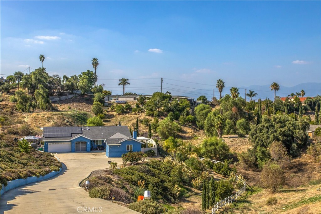 Property Photo:  24750 Anderson Way  CA 92354 