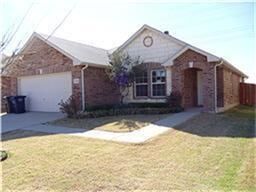 Property Photo: 12901 Pricklybranch Drive TX 76244