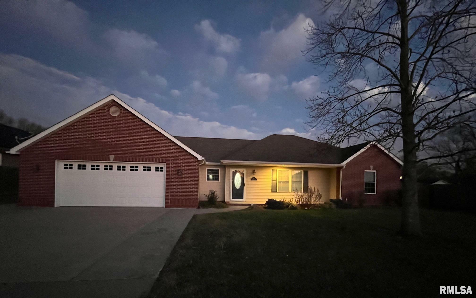 Property Photo:  317 Whitney Lane  IL 62959 