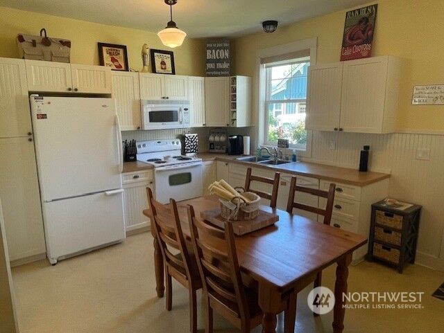 Property Photo:  102  Shenanigan Lane  WA 98844 