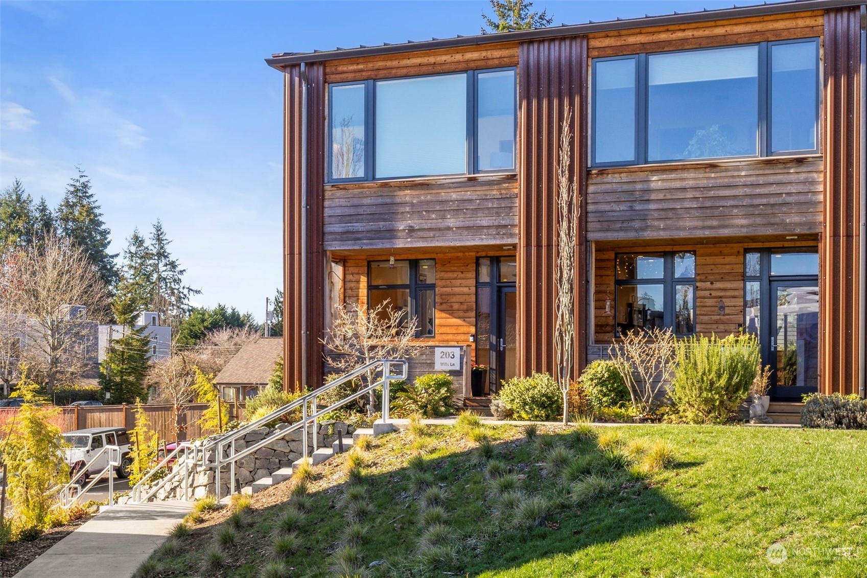 Property Photo:  203  Wills Lane NW  WA 98110 