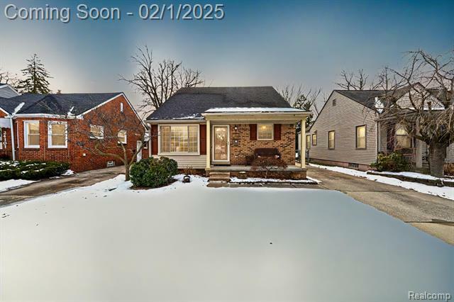 24107 Penn Street  Dearborn MI 48124 photo