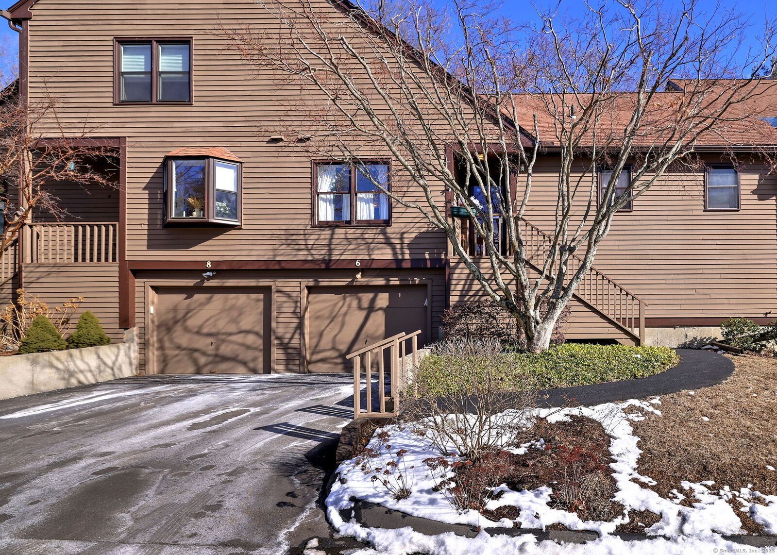 Property Photo:  6 Blackstone Road 6  CT 06468 